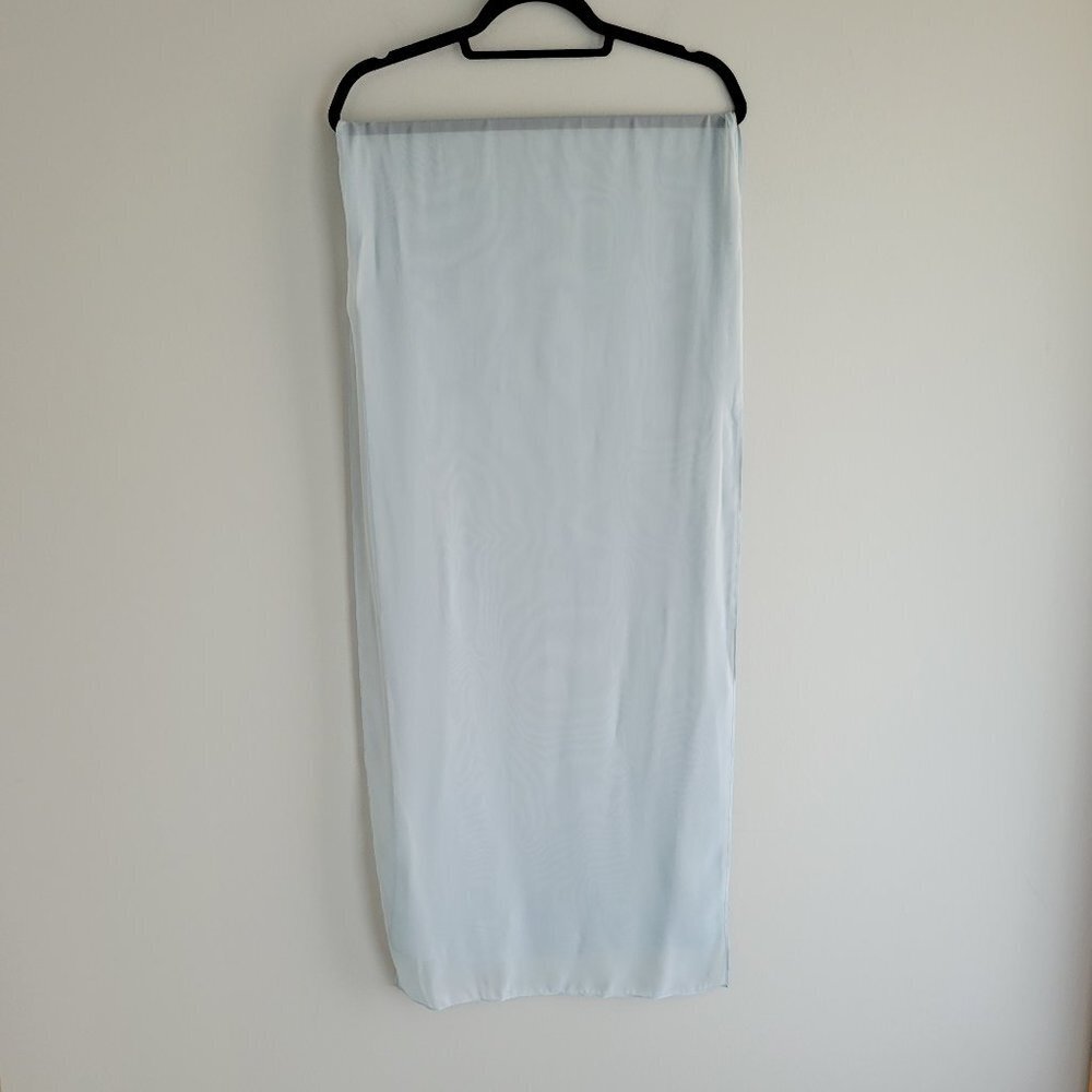Long dress with with Matching Shawl from David's Bridal Size 6 - Picture 12 of 12